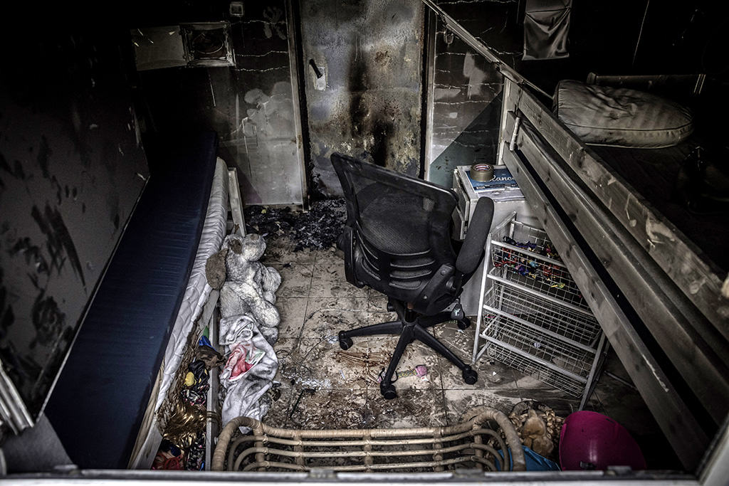 Urheberrechtlich geschuetzte Aufnahmen. Jede Verwendung ist honorarpflichtig und muss beim Urheber angezeigt werden!  [CREDIT: Lars Berg / WWW.LARSBERG.EU - Lars Berg, Von der Tinnenstrasse 13, 48145 Muenster, Germany, mobile +49 179 1379630, Bank: Commerzbank Mnster, IBAN: DE09 4008 0040 0600 9372 00 BIC: DRES DE FF 400, Finanzamt Muenster-Innenstadt, Steuernummer 337/5017/1774, USt-IdNr. DE247738150 - Verwendung nur gegen Namensnennung, Beleg und Honorar entsprechend aktueller MFMPreisliste zzgl. 7 Prozent MwSt - Bei der Verwendung ausserhalb journalistischer Berichterstattung (z.B. Werbung etc.) bitte vorher mit dem Autor Kontakt aufnehmen. Es wird grundsaetzlich keine Einholung von Persoenlichkeits-, Kunst- oder Markenrechten zugesichert, es sei denn, dies ist hier in der Bildbeschriftung ausdruecklich vermerkt. Die Einholung dieser Rechte obliegt dem Nutzer. Es gelten die unter WWW.LARSBERG.EU aufgefuehrten AGB. - NO MODEL RELEASE - ]