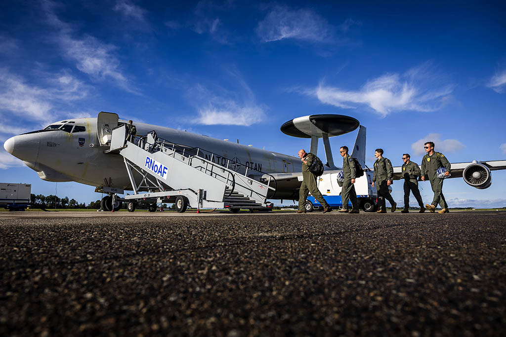 Urheberrechtlich geschuetzte Aufnahmen. Jede Verwendung ist honorarpflichtig und muss beim Urheber angezeigt werden!  [CREDIT: Lars Berg / WWW.LARSBERG.EU - Lars Berg, Von der Tinnenstrasse 13, 48145 Muenster, Germany, mobile +49 179 1379630, Bank: Commerzbank Mnster, IBAN: DE09 4008 0040 0600 9372 00 BIC: DRES DE FF 400, Finanzamt Muenster-Innenstadt, Steuernummer 337/5017/1774, USt-IdNr. DE247738150 - Verwendung nur gegen Namensnennung, Beleg und Honorar entsprechend aktueller MFMPreisliste zzgl. 7 Prozent MwSt - Bei der Verwendung ausserhalb journalistischer Berichterstattung (z.B. Werbung etc.) bitte vorher mit dem Autor Kontakt aufnehmen. Es wird grundsaetzlich keine Einholung von Persoenlichkeits-, Kunst- oder Markenrechten zugesichert, es sei denn, dies ist hier in der Bildbeschriftung ausdruecklich vermerkt. Die Einholung dieser Rechte obliegt dem Nutzer. Es gelten die unter WWW.LARSBERG.EU aufgefuehrten AGB. - NO MODEL RELEASE - ]