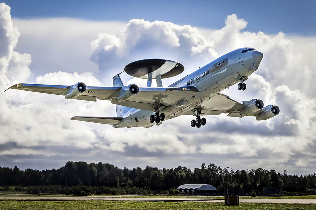 Urheberrechtlich geschuetzte Aufnahmen. Jede Verwendung ist honorarpflichtig und muss beim Urheber angezeigt werden!  [CREDIT: Lars Berg / WWW.LARSBERG.EU - Lars Berg, Von der Tinnenstrasse 13, 48145 Muenster, Germany, mobile +49 179 1379630, Bank: Commerzbank Mnster, IBAN: DE09 4008 0040 0600 9372 00 BIC: DRES DE FF 400, Finanzamt Muenster-Innenstadt, Steuernummer 337/5017/1774, USt-IdNr. DE247738150 - Verwendung nur gegen Namensnennung, Beleg und Honorar entsprechend aktueller MFMPreisliste zzgl. 7 Prozent MwSt - Bei der Verwendung ausserhalb journalistischer Berichterstattung (z.B. Werbung etc.) bitte vorher mit dem Autor Kontakt aufnehmen. Es wird grundsaetzlich keine Einholung von Persoenlichkeits-, Kunst- oder Markenrechten zugesichert, es sei denn, dies ist hier in der Bildbeschriftung ausdruecklich vermerkt. Die Einholung dieser Rechte obliegt dem Nutzer. Es gelten die unter WWW.LARSBERG.EU aufgefuehrten AGB. - NO MODEL RELEASE - ]