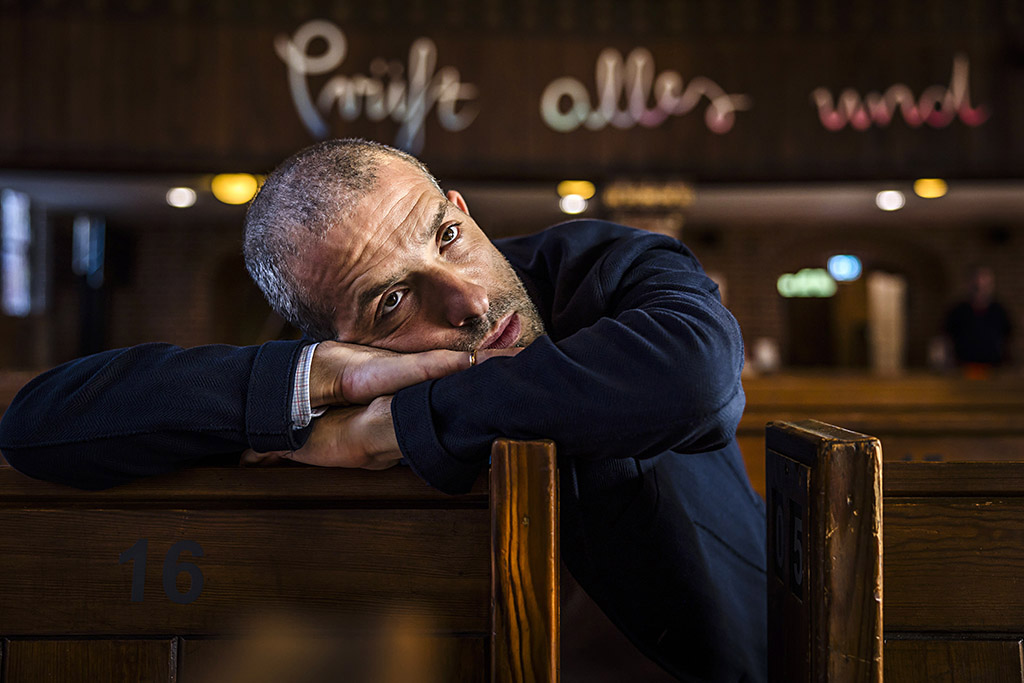 Urheberrechtlich geschuetzte Aufnahmen. Jede Verwendung ist honorarpflichtig und muss beim Urheber angezeigt werden!  [CREDIT: Lars Berg / WWW.LARSBERG.EU - Lars Berg, Von der Tinnenstrasse 13, 48145 Muenster, Germany, mobile +49 179 1379630, Bank: Commerzbank Mnster, IBAN: DE09 4008 0040 0600 9372 00 BIC: DRES DE FF 400, Finanzamt Muenster-Innenstadt, Steuernummer 337/5017/1774, USt-IdNr. DE247738150 - Verwendung nur gegen Namensnennung, Beleg und Honorar entsprechend aktueller MFMPreisliste zzgl. 7 Prozent MwSt - Bei der Verwendung ausserhalb journalistischer Berichterstattung (z.B. Werbung etc.) bitte vorher mit dem Autor Kontakt aufnehmen. Es wird grundsaetzlich keine Einholung von Persoenlichkeits-, Kunst- oder Markenrechten zugesichert, es sei denn, dies ist hier in der Bildbeschriftung ausdruecklich vermerkt. Die Einholung dieser Rechte obliegt dem Nutzer. Es gelten die unter WWW.LARSBERG.EU aufgefuehrten AGB. - NO MODEL RELEASE - ]